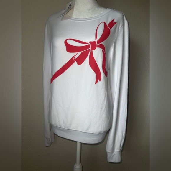 NWT Wildfox Women's White/Red Giftwrap
Bow Scoop Neck Holiday Sweater - Picture 1 of 8